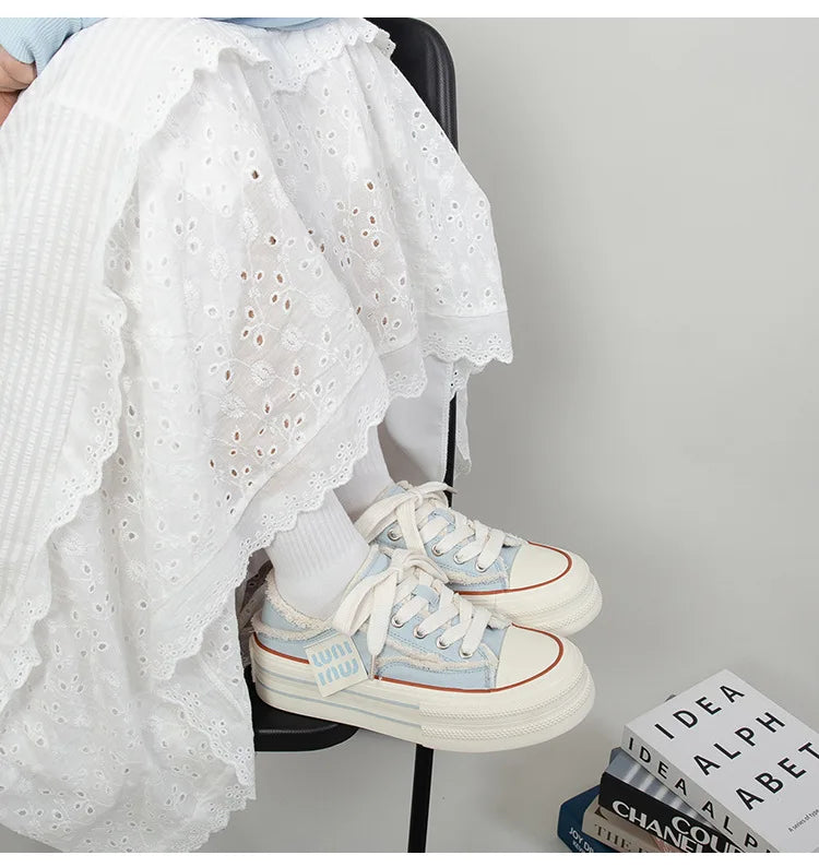 Canvas Shoes Women Casual Height Increasing Platform Shoes for Women Outer White Sneakers Slip on Women Vulcanize Shoes