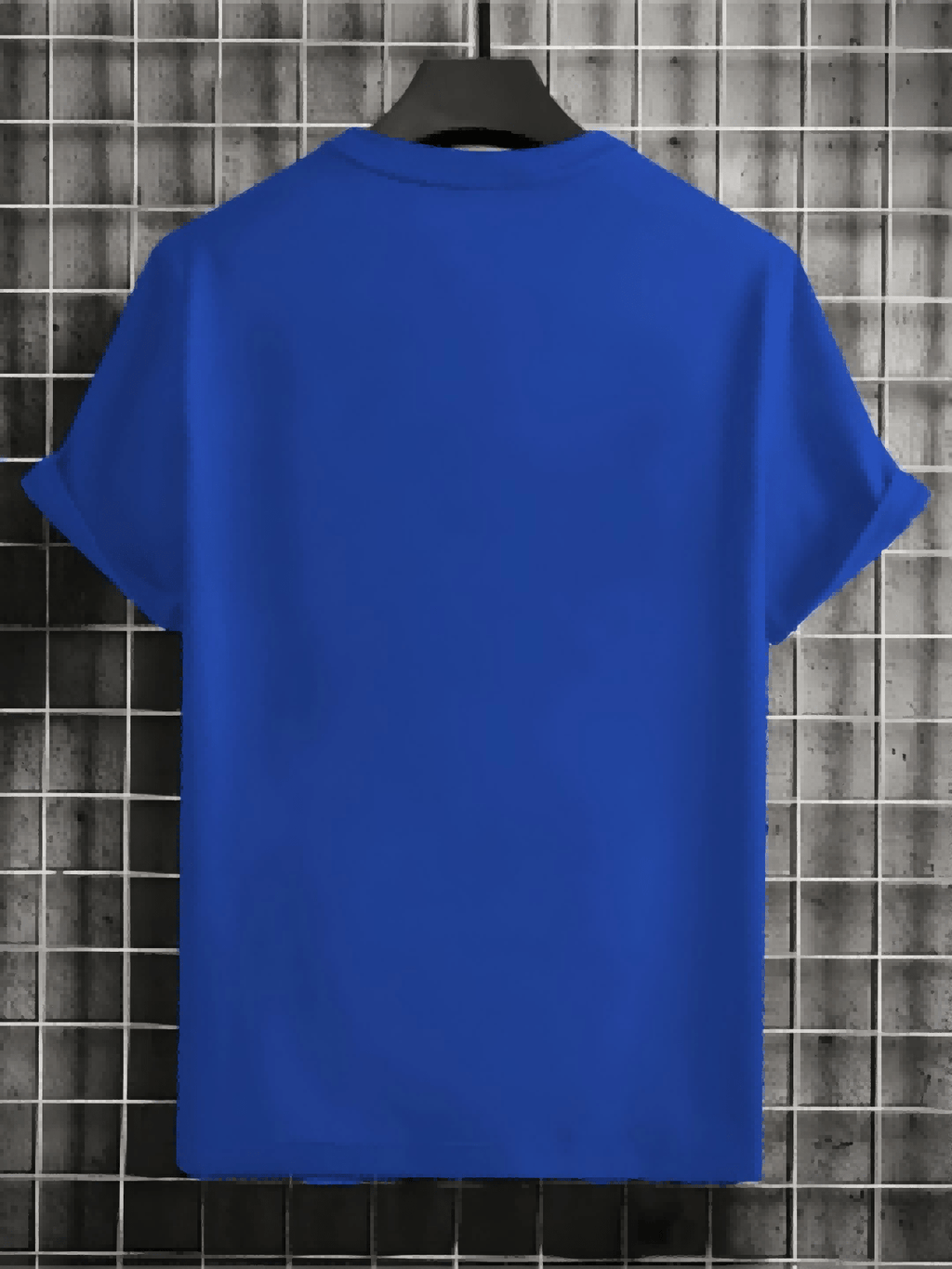 Men'S Casual Graphic Tee Featuring a Crew Neck Design with The Phrase 'God Is Good', Perfect for Street Style Fashion