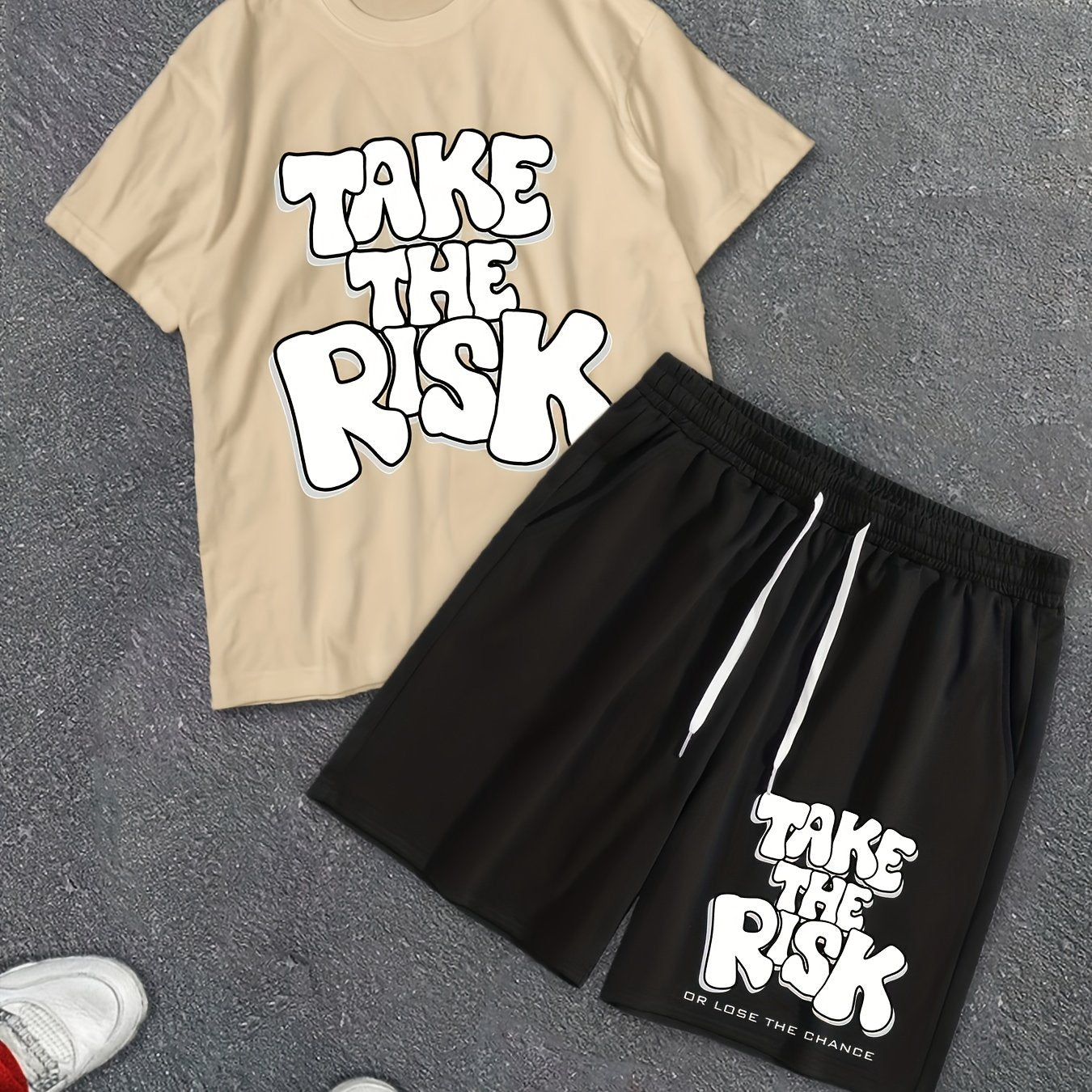 New Men's leisure sports and leisure suit crew neck t-shirt short sleeves + shorts, CALVIN letter geometric lines decorative printing, fashionable, comfortable and breathable, suitable for outdoor activities summer two