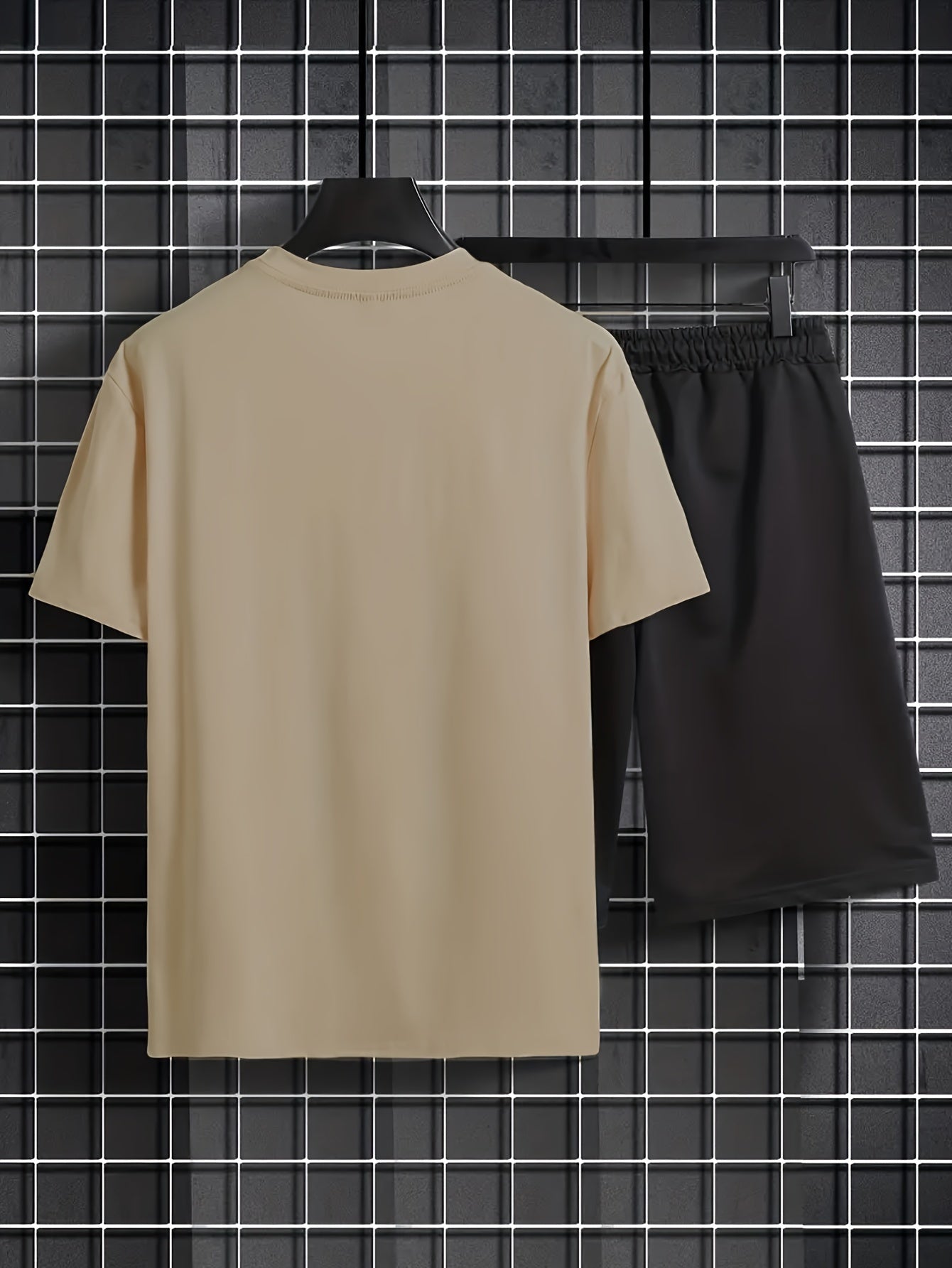 2Pcs Summer Comfy Outfits - Paris Pattern Print Short Sleeve Crew Neck T-shirt & Jogger Shorts Set for Men - Soft Slight Stretch Polyester Fabric, Regular Fit, Hand Washable, Casual Style