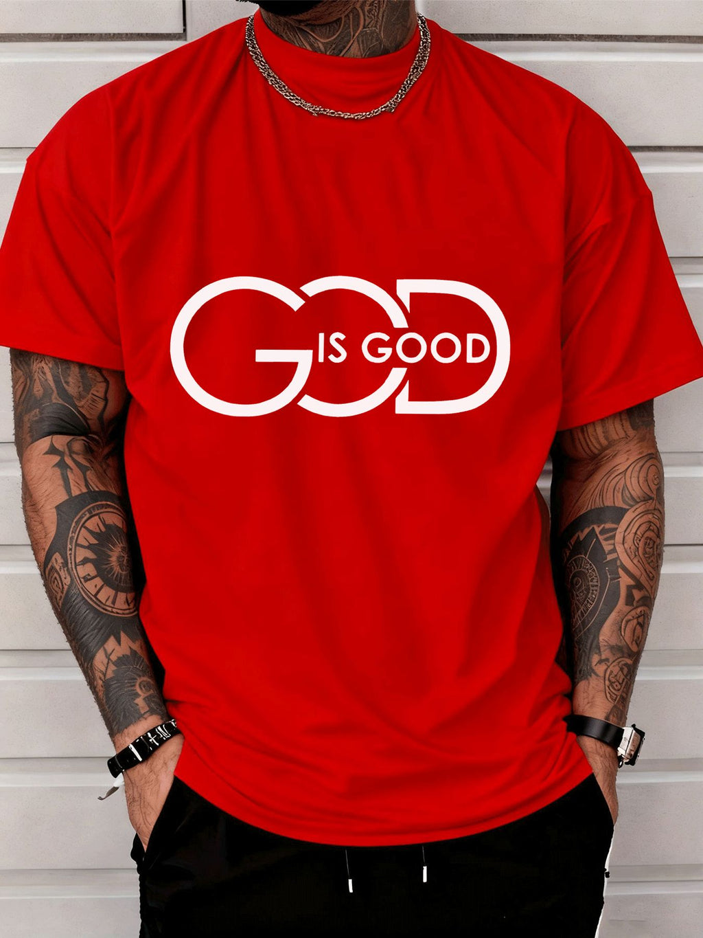 Men'S Casual Graphic Tee Featuring a Crew Neck Design with The Phrase 'God Is Good', Perfect for Street Style Fashion