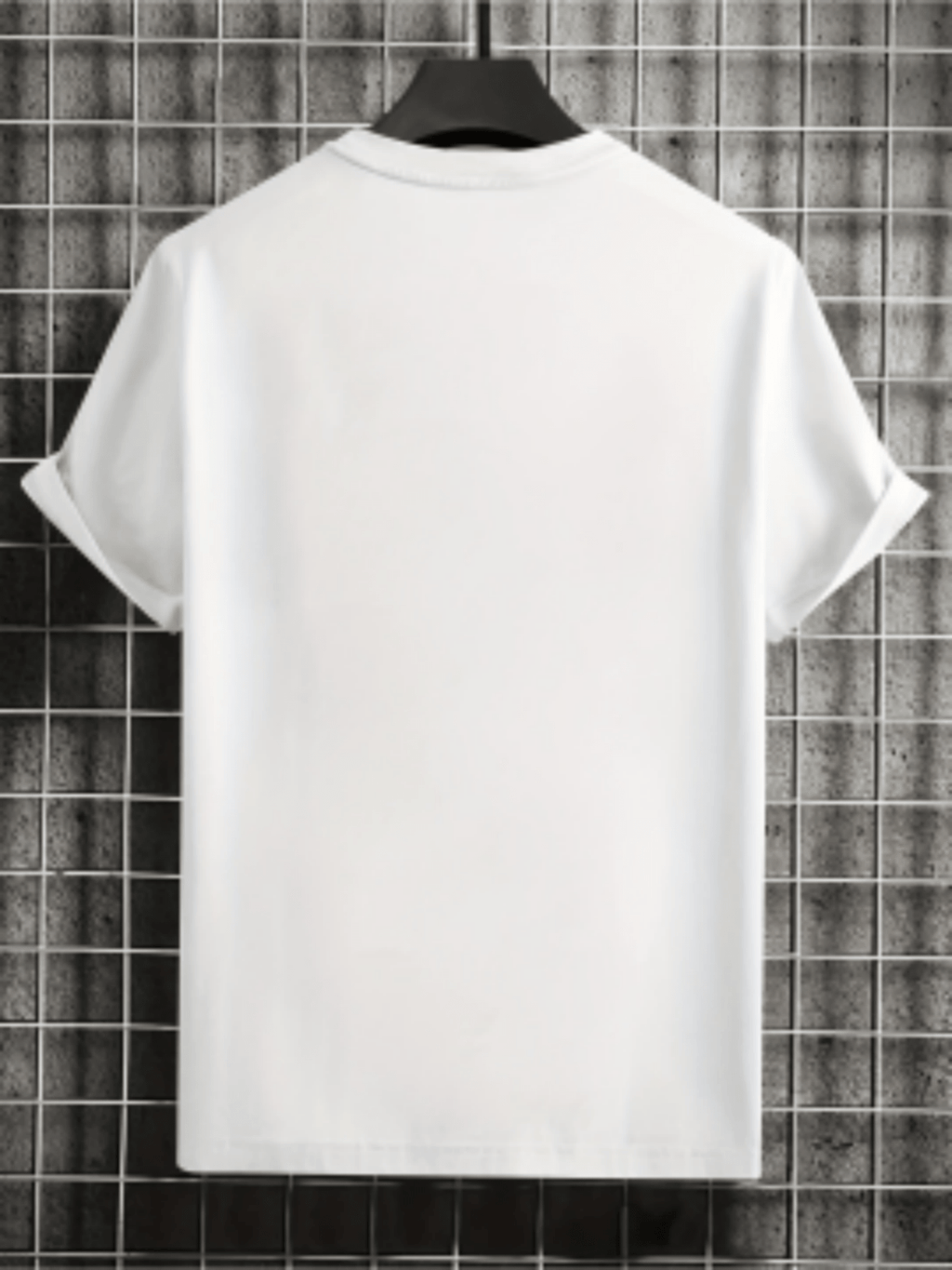 Men'S Casual Graphic Tee Featuring a Crew Neck Design with The Phrase 'God Is Good', Perfect for Street Style Fashion
