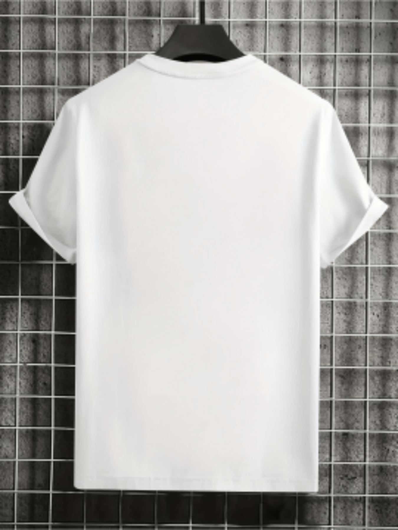 Men'S Casual Graphic Tee Featuring a Crew Neck Design with The Phrase 'God Is Good', Perfect for Street Style Fashion