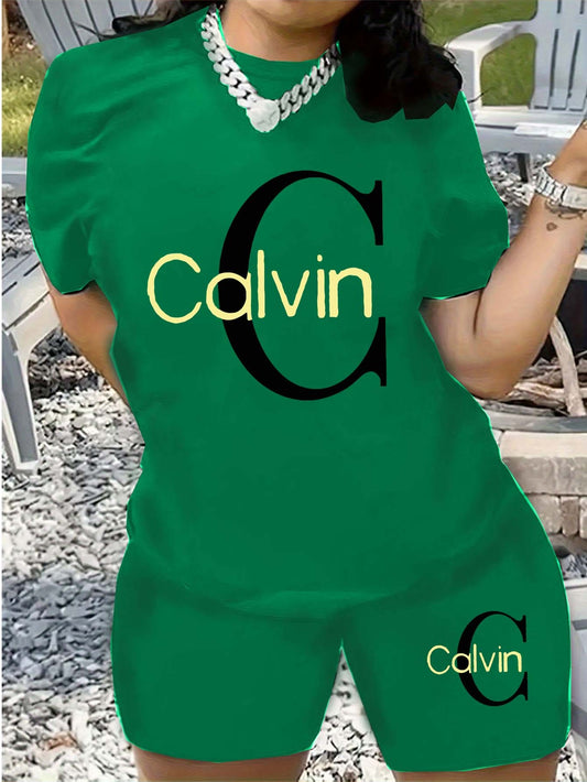 Women'S Calvin Graphic T-Shirt - Green Short Sleeve Tee with Bold "C" Design, Casual Summer Style, Comfortable & Versatile for Casual Attire, Everyday Tshirt | Bold Graphic Tee | Comfortable Fit