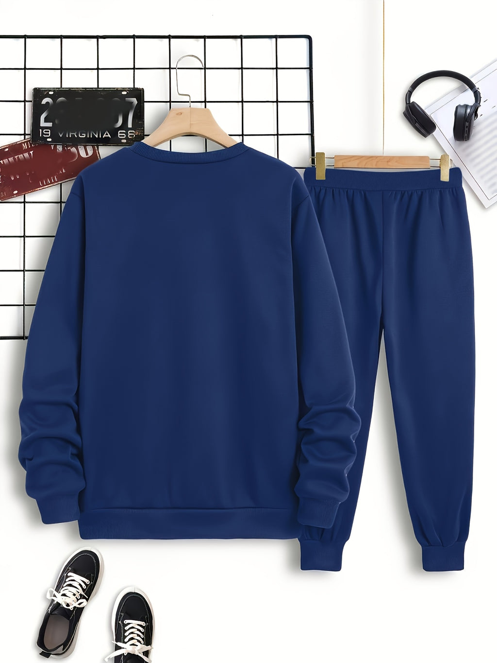 Men's Casual 2pcs Set: Effortless Sophistication Meets Cold-Weather Comfort. Step into the season with this versatile men's autumn/winter set, expertly crafted from a durable cotton-polyester blend that balances comfort, styl