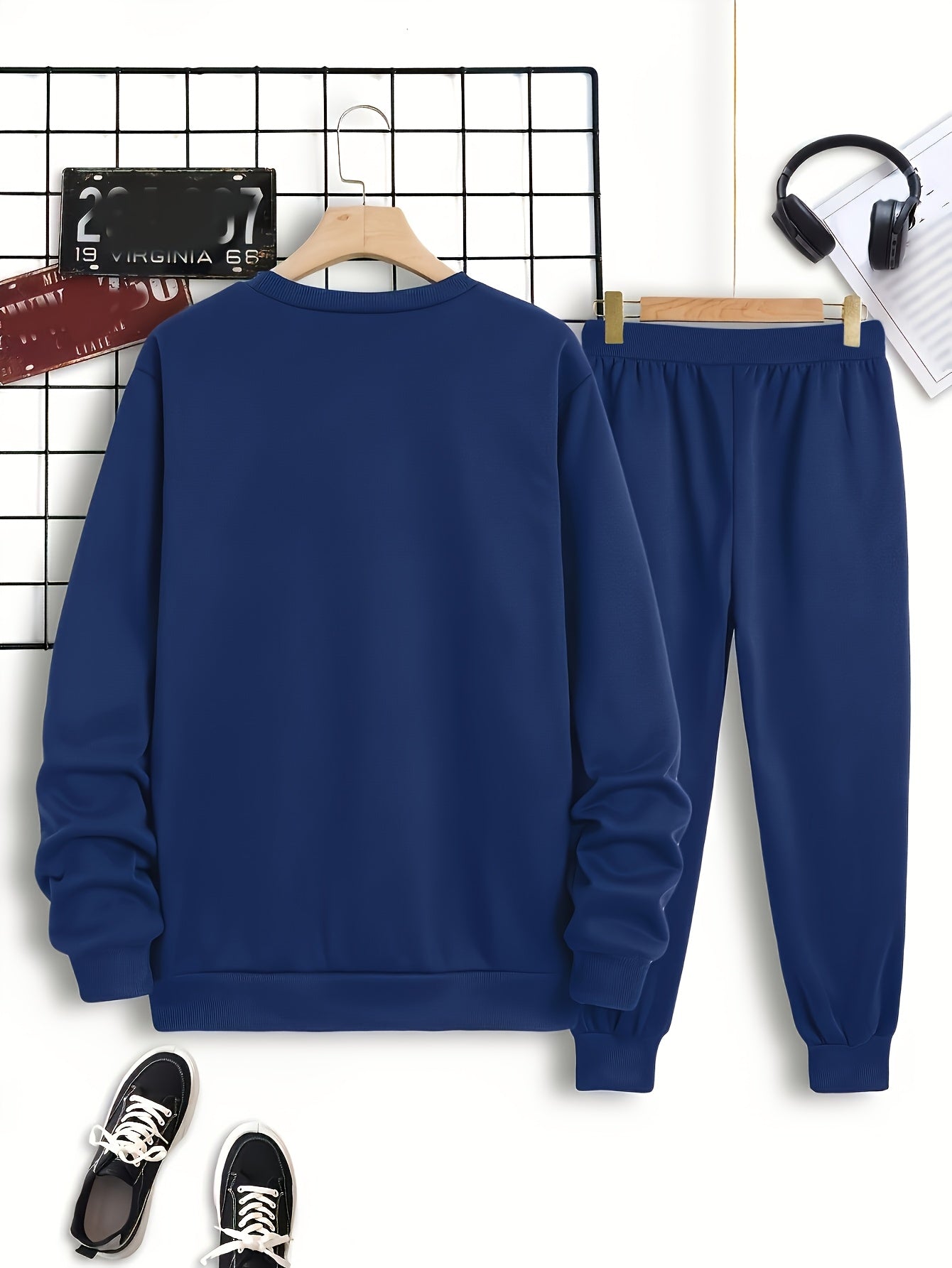 Men's Casual 2pcs Set: Effortless Sophistication Meets Cold-Weather Comfort. Step into the season with this versatile men's autumn/winter set, expertly crafted from a durable cotton-polyester blend that balances comfort, styl