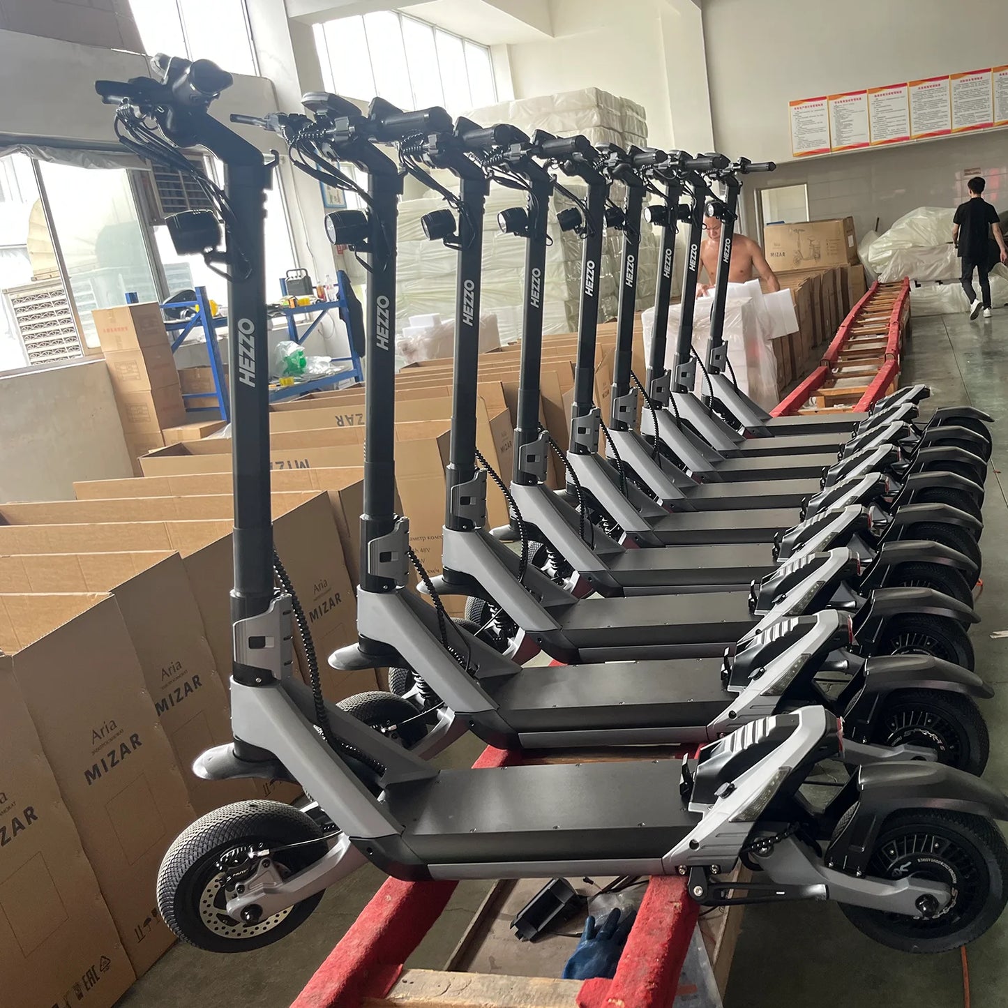 HEZZO EU US Warehouse Electric Scooter 60V 3200W Dual Motors Foldable Off Road Fat Tire 23Ah F6 10Inch Forged Moped Escooter