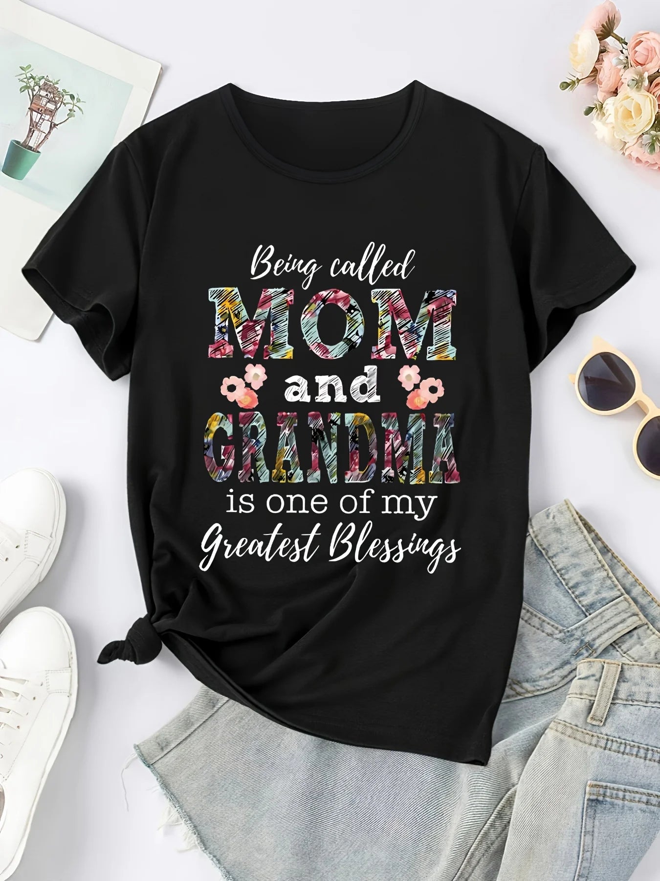 Casual Short Sleeve Chic Letter Print T-Shirt - Crew Neck Top for Women - Spring/Summer Collection MOM & GRANDMA