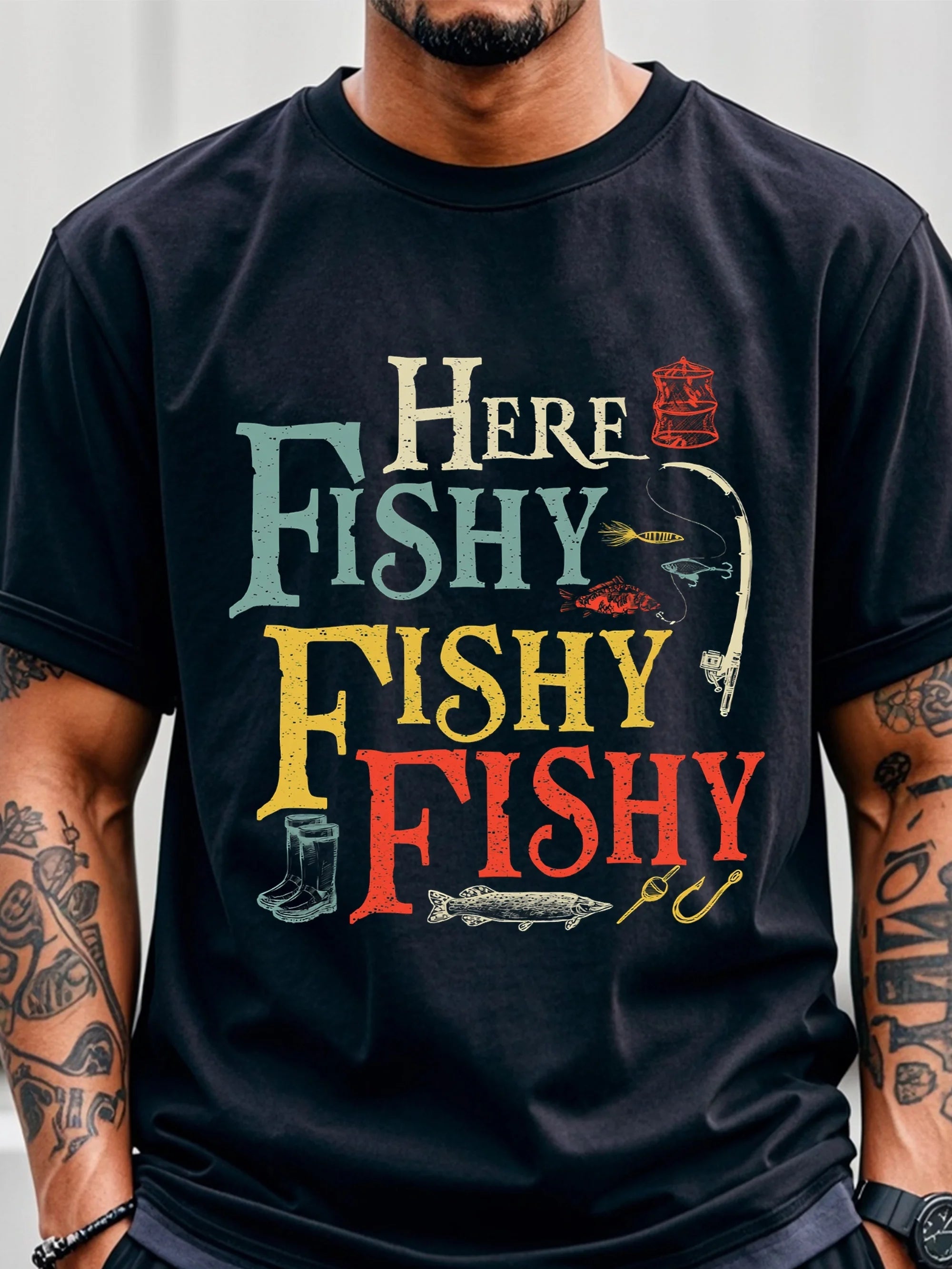 HERE FISHY FISHY Men's Graphic t shirt  men clothing