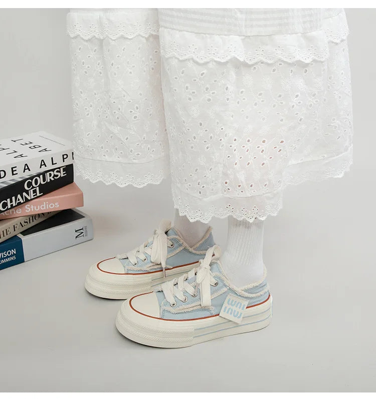 Canvas Shoes Women Casual Height Increasing Platform Shoes for Women Outer White Sneakers Slip on Women Vulcanize Shoes