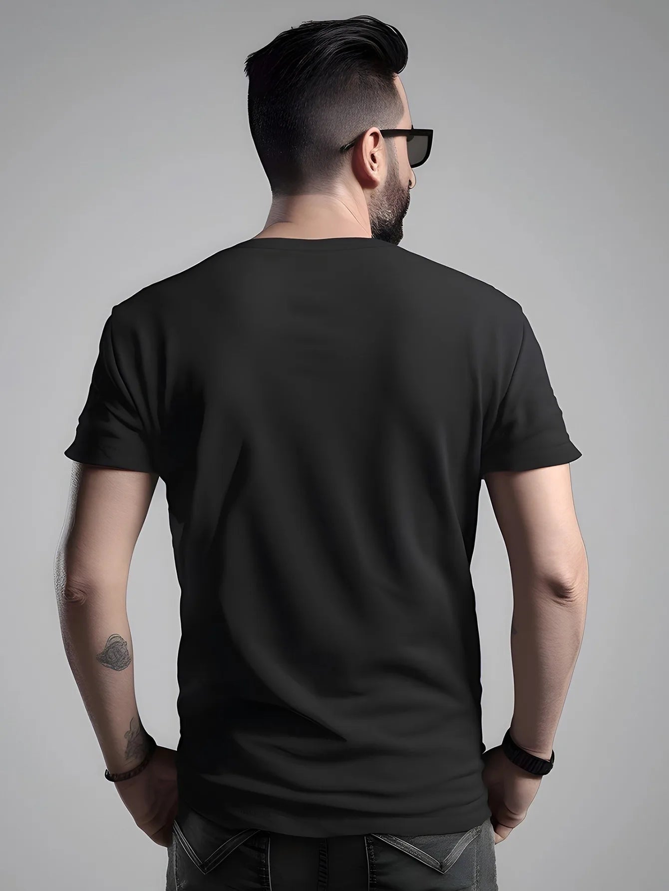 Proud Uncle of a class of 2025 graduate for graduation T-Shirt, Trendy Casual Men Women Funny T-shirt