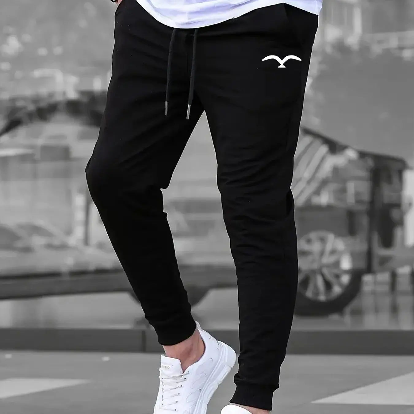 Men's Spring Summer Thin Sports Pants Outdoor Sports Long Pants Spring Autumn Jogging Pants Drawstring Elastic Waist Side