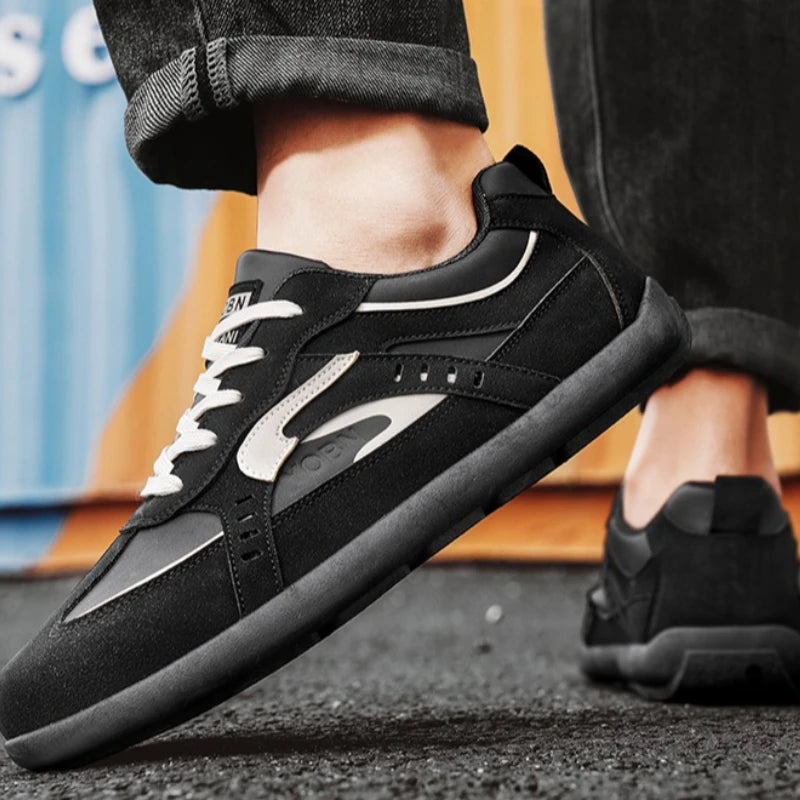 Men's Casual Sports Shoes with Low Heel Round Toe Soft Sole Multi-color Design Fashionable Large Size Walking Board Shoes