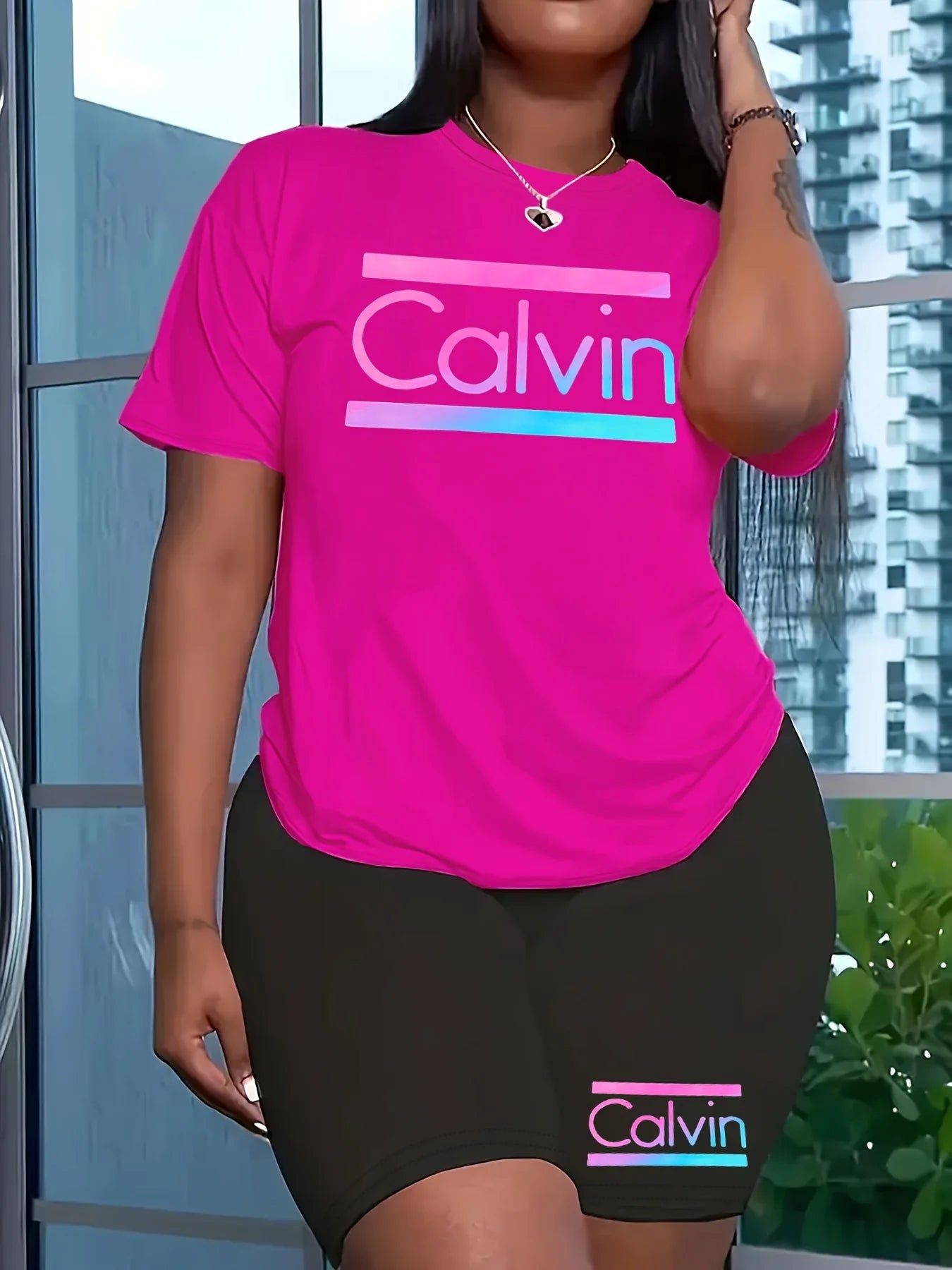 Women's summer casual loose and fashionable Calvin print round neck short sleeved T-shirt+shorts two-piece set