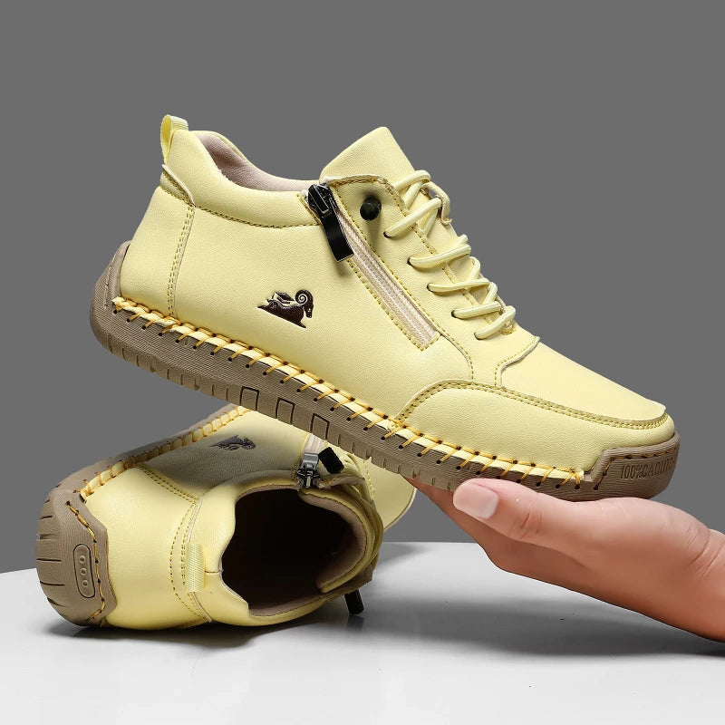 Women's handmade leather casual shoes, outdoor soft, classic ankle joint anti-slip flat soft leather shoes