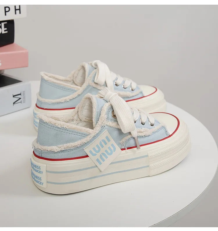 Canvas Shoes Women Casual Height Increasing Platform Shoes for Women Outer White Sneakers Slip on Women Vulcanize Shoes