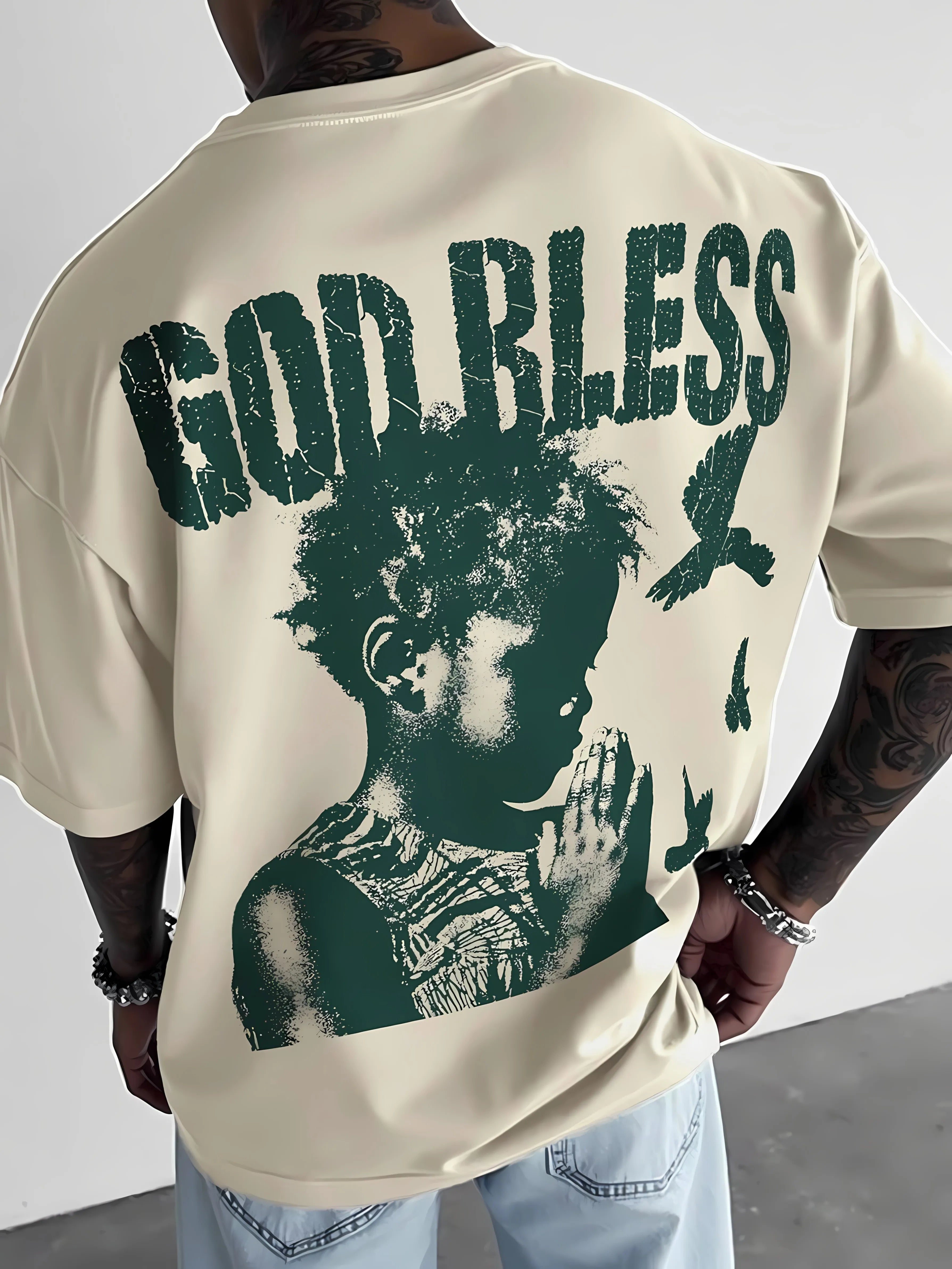 The new men's T-shirt for the summer of 2025 features a casual fashionable comfortable and breathable 3D letter pattern print