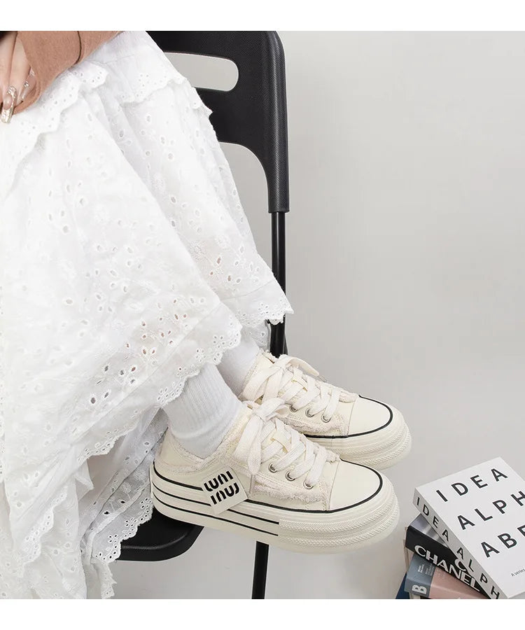 Canvas Shoes Women Casual Height Increasing Platform Shoes for Women Outer White Sneakers Slip on Women Vulcanize Shoes
