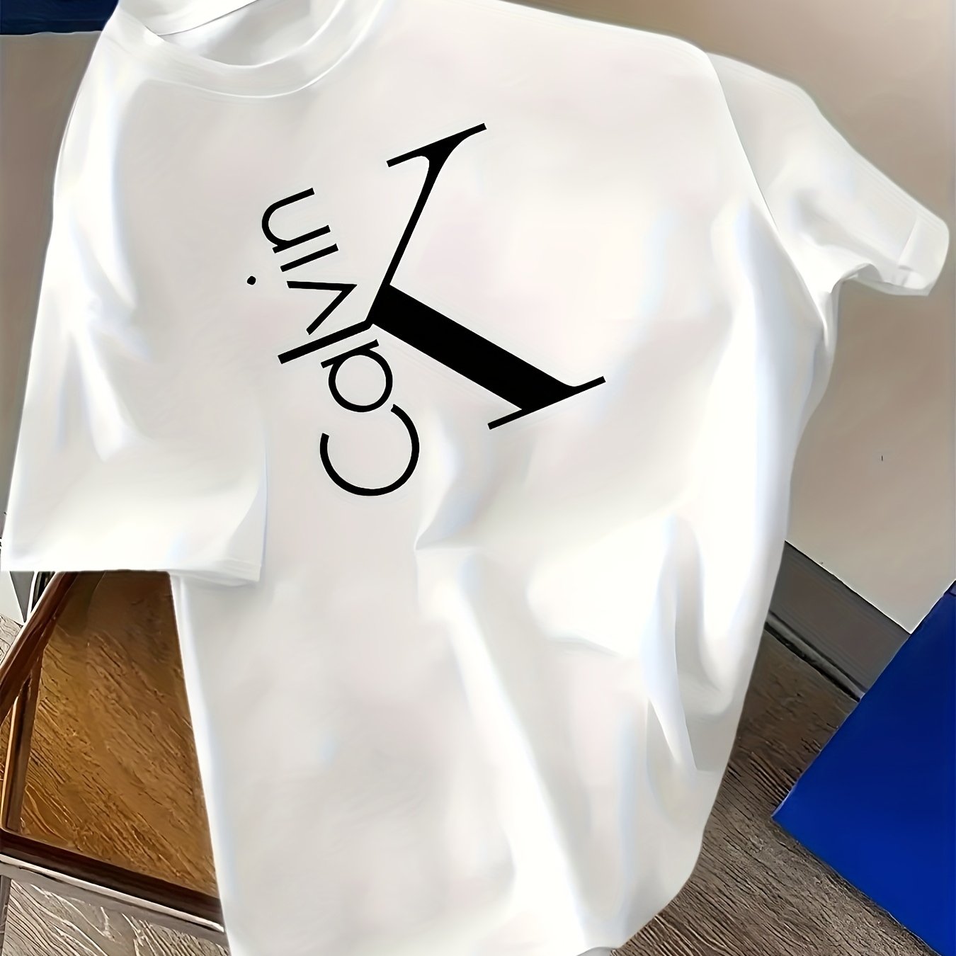 Men'S 180g Pure Cotton Business Casual T - Shirt, Featuring A Bold "Calvin" Print And Badge Design, Round - Neck Short - Sleeves, Versatile For Business, Perfect For Summer Daily Wear, Machine Washable, Suitable For All Seaso